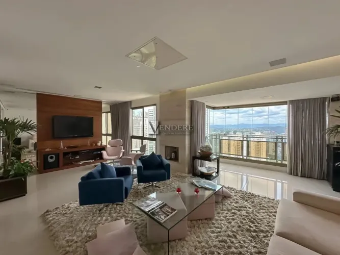 Apartamento 04 suítes - 100% reformado.