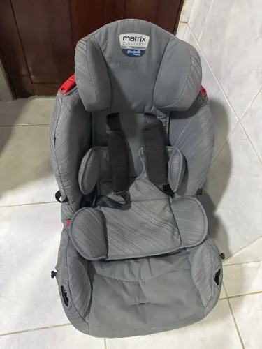 Cadeirinha infantil para carro