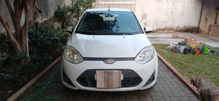 Ford Fiesta SE 1.6 8V Flex 5P 2014