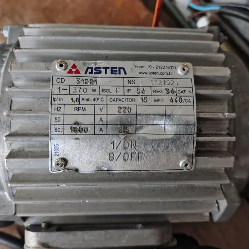 Motor semi novo para elevação de esteira RX10