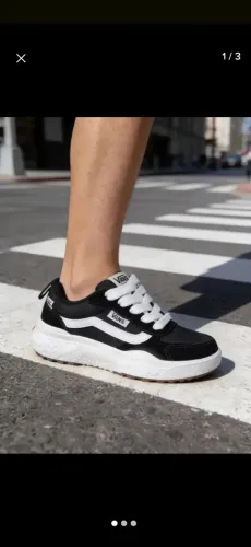 Tenis vans.