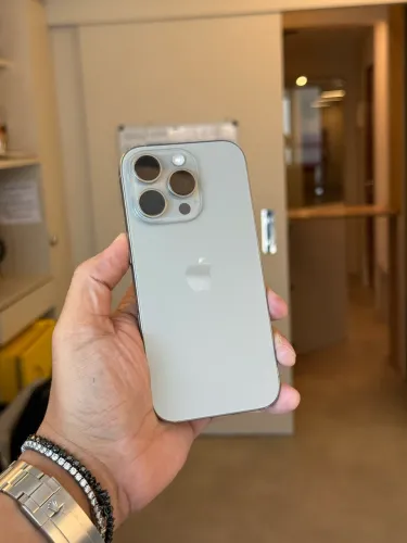 IPHONE 16 PRO 128GB SUPER PROMOÇÃO, LOJA NO RIOMAR. ACEITAMOS O SEU USADO.
