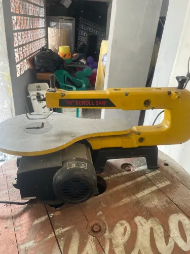 Serra tico tico  scroll saw Ferrari 
