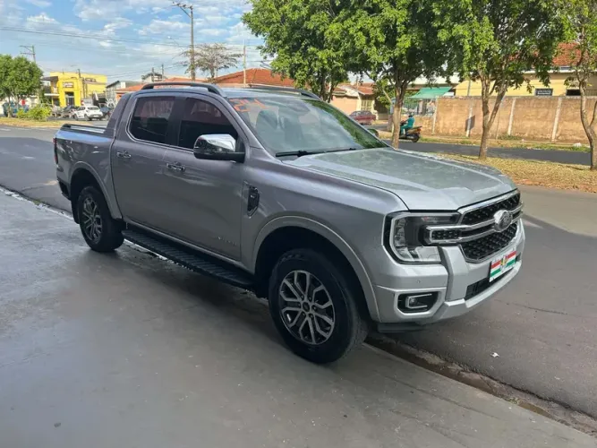 Ford Ranger Limited 3.0 V6 4X4 CD TB Die. AUT 2024