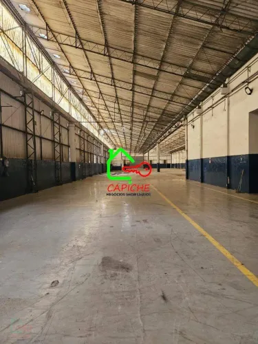 Galpão Industrial para Locação em Vinhedo-SP - Bairro Santa Rosa, 3 Salas, 4 Banheiros, 5