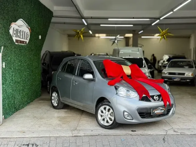 Nissan March SV 1.0 12V Flex 5P 2016