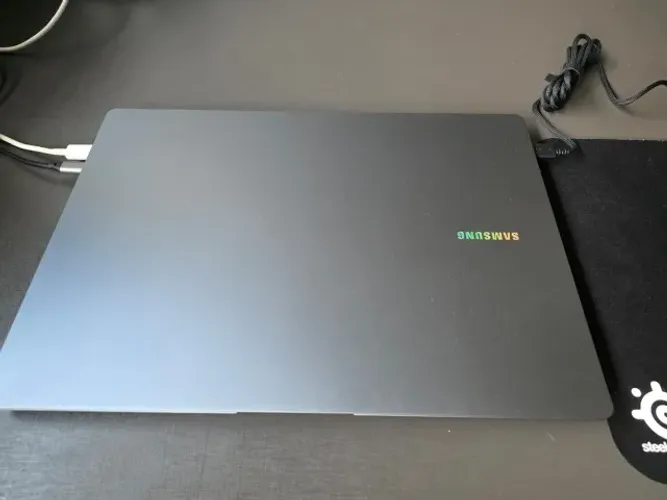 Samsung Galaxy Book 4 Ultra Core Ultra 9 185h 32GB RAM RTX 4070