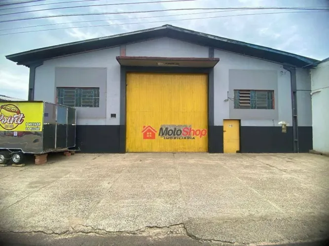 Pavilhão para alugar, 277 m² por R$ 4.000,00/mês - Cidade Alta - Araranguá/SC