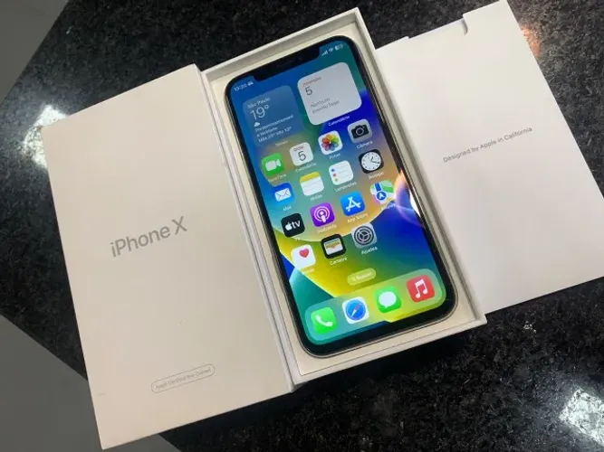 iPhone X 64GB Bateria 100% com garantia