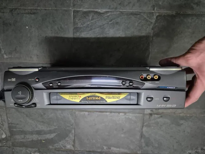 Video Cassete Philips Turbo Drive 6 cabeças