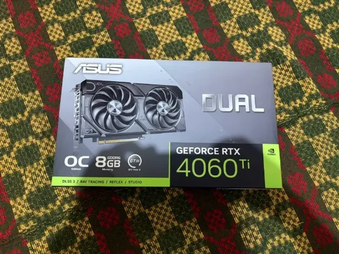 Placa de vídeo RTX 4060 Ti 8gb NOVA LACRADA Asus