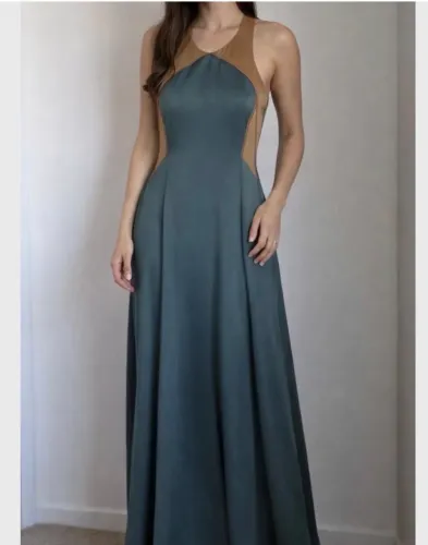 Lindo vestido longo verde tamanho P
