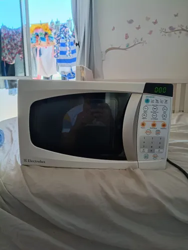 Vende se microondas da Electrolux