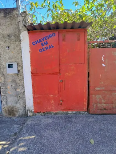 Alugo Chaveiro 