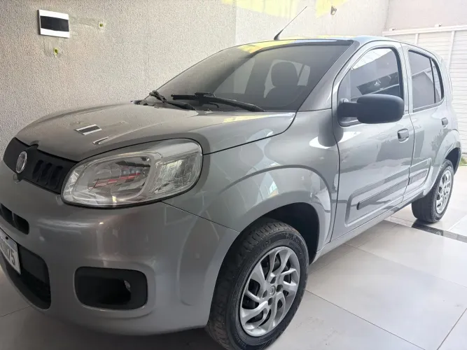 Fiat Uno Attractive 1.0 EVO Fire Flex 8V 5P 2015