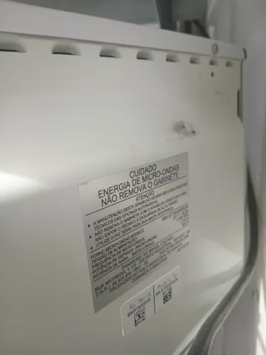 Vendo micro-ondas conservado sem nunca ter defeito.