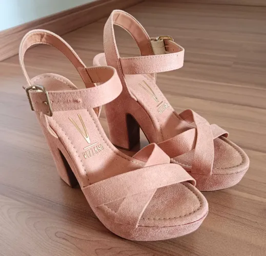 Sandália Rosé Camurça Salto Vizzano N° 37
