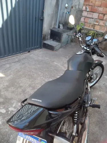 CG Fan 125 toda linda só pegar e rodar está no mel