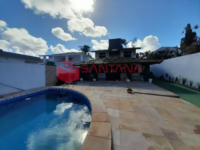 Casa com energia solar para locação em Vilas
