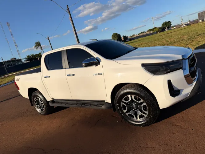 Toyota Hilux CD 4X4 2.8 Diesel Mec. 2019