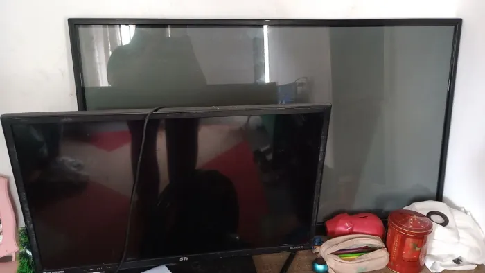 Televisão com defeitos 