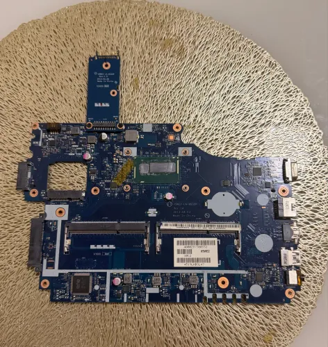 Placa mãe intel core i3 4010U retirado de um Notebook  Acer Aspire E1-572-6