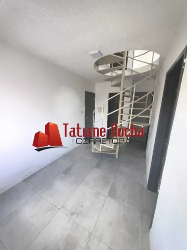 Vendo excelente apartamento cobertura no Condomínio Santana Tower I.