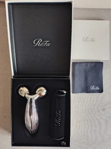 ReFa CARAT RAY Aparelho facial/corporal de micro corrente