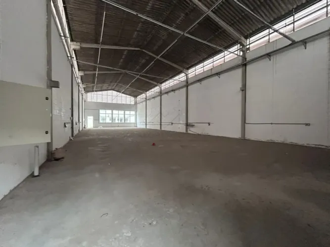 Galpão comercial para locação, 560m² no bairro Vila São Pedro - Santo André/SP