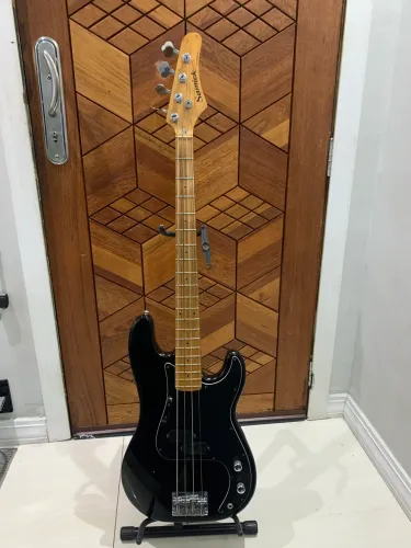 Contra Baixo Samick Precision anos 90