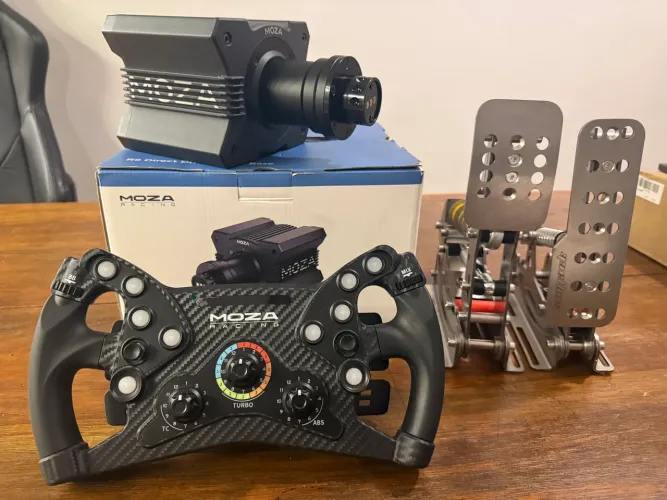 Kit Moza R9 + Volante Moza KS + Pedal SimJack