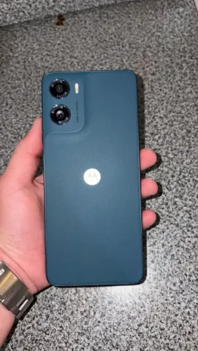 Moto g06