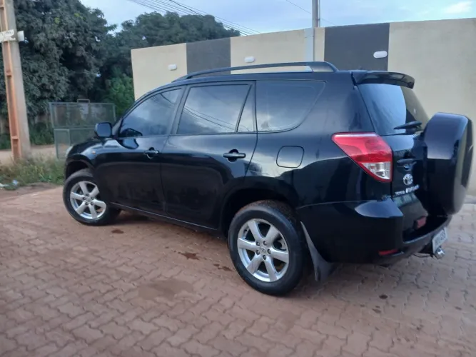 Toyota RAV4 2.4 4X4 16V 170cv Aut. 2008