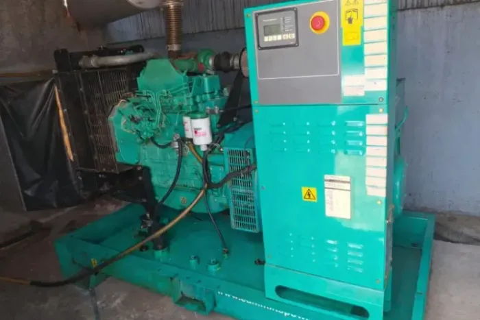 Grupo Gerador Motor Cummins  115KVA