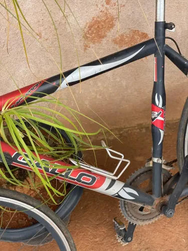 Bicicleta semi profissional