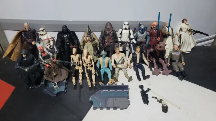 Coleção 19 Action Figures bonecos Star WarsOriginais década de 90 Hasbro e Kenner