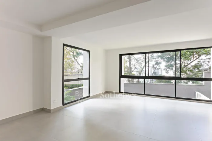 Casa em condomínio com rooftop e plantas flexíveis no Cidade Jardim