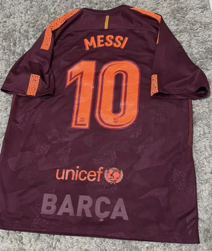 Camisa Barcelona 2017/2018 com personalização MESSI 10