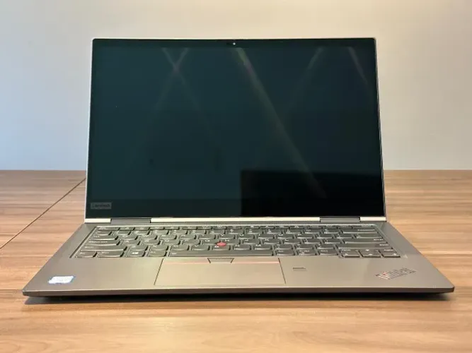 Ultrabook Lenovo ThinkPad X1 Yoga 4th Gen + Brind e Acessórios