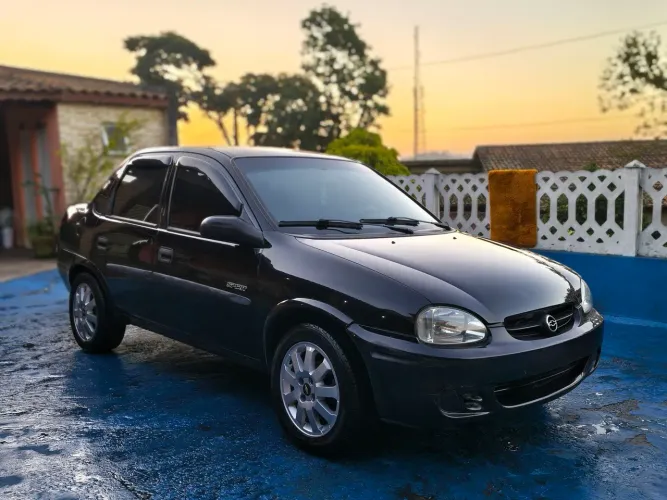 Chevrolet Corsa SED Class.spirit 1.0/1.0 Flexpower (álcool) 2006