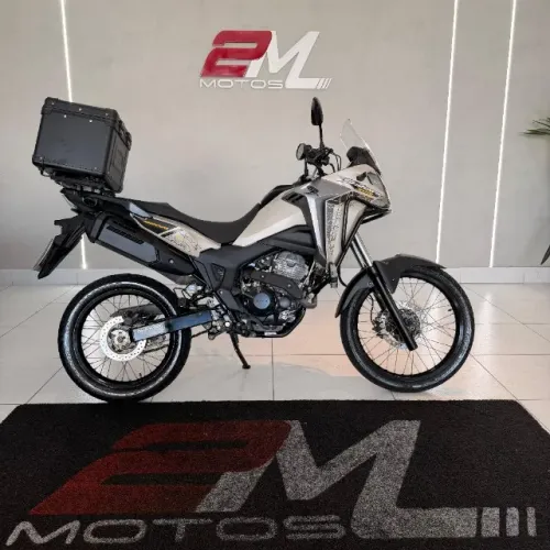 Honda XRE300 Sahara 2024/2025