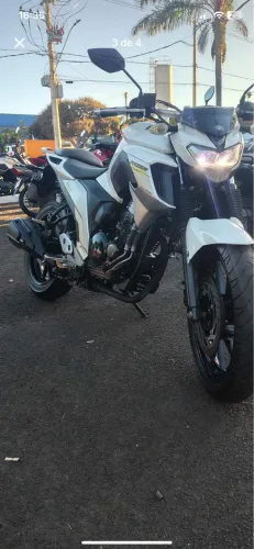 YAMAHA FAZER 250cc FLEX ? ABS | LED | ECONÔMICA | QUITADA