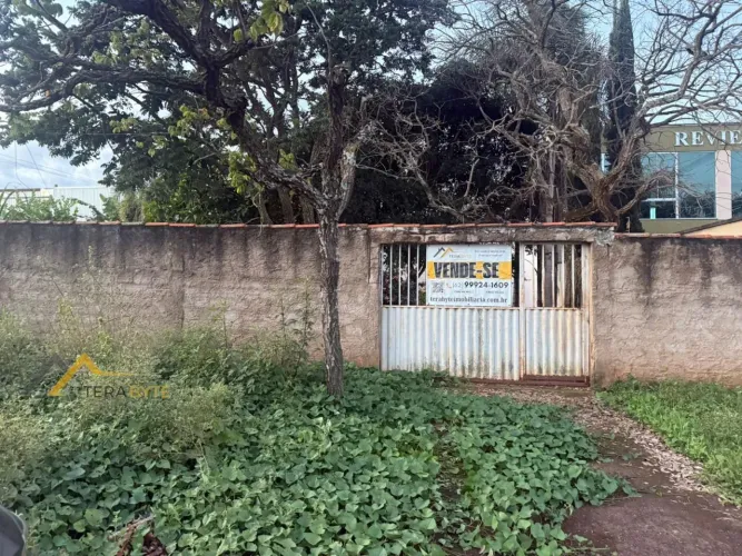 Imóvel Comercial para Venda em Goiânia, Conjunto Vera Cruz, 2 dormitórios, 1 banheiro, 4 v