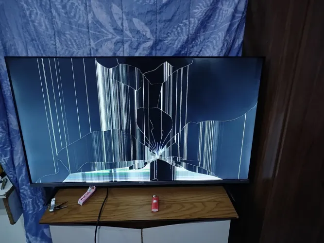 Tv pra retirada de peças