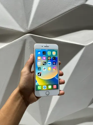 iPhone 8 Plus 64gb