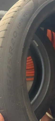 Pneus pirelli