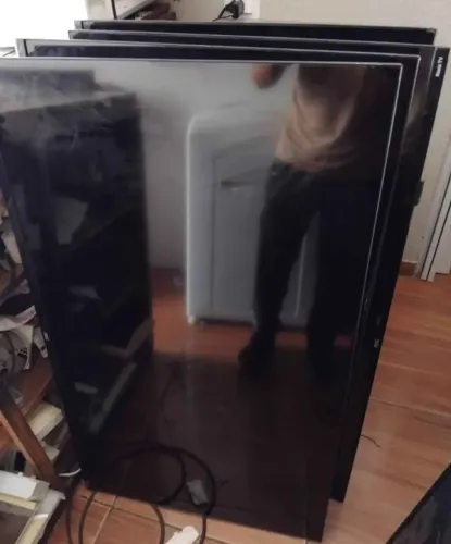 Lote 4 tvs aoc roku 50" polegadas tela quebrada