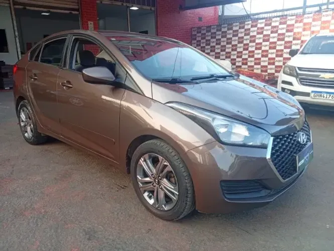 Hyundai HB20S Unique 1.0 Flex 12V Mec. 2019