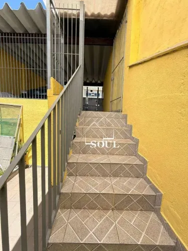Casa com 3 dormitórios para alugar, 200 m² por R$ 6.100,00/mês - Centro - Carapicuíba/SP