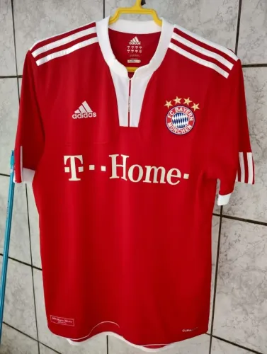 Bayern Munchen. Adidas. 2009<br>R$ 220.00